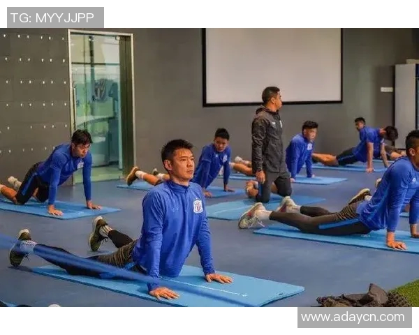 密集赛程下的应对策略与球队管理经验分享 密集赛程下的应对策略与球队管理经验分享