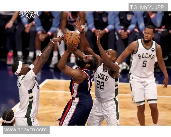 雄鹿实现大逆转，字母哥称霸联盟